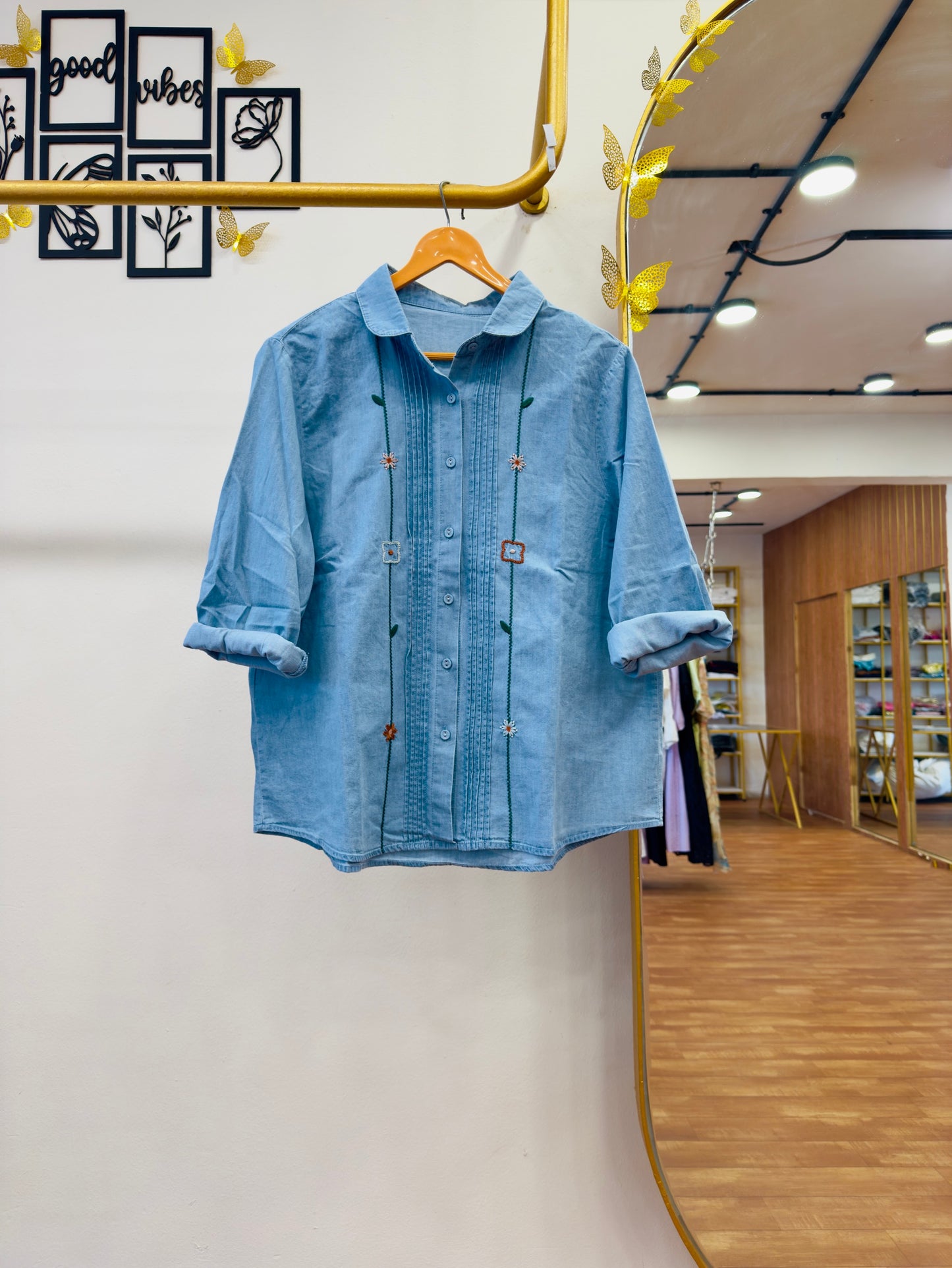 DENIM EMBROIDERY SHIRT