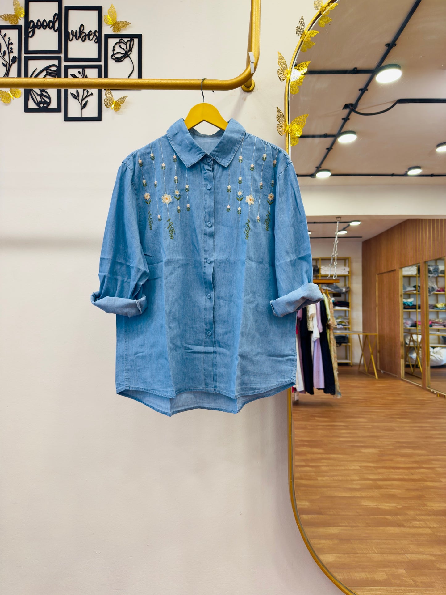 DENIM EMBROIDERY SHIRT