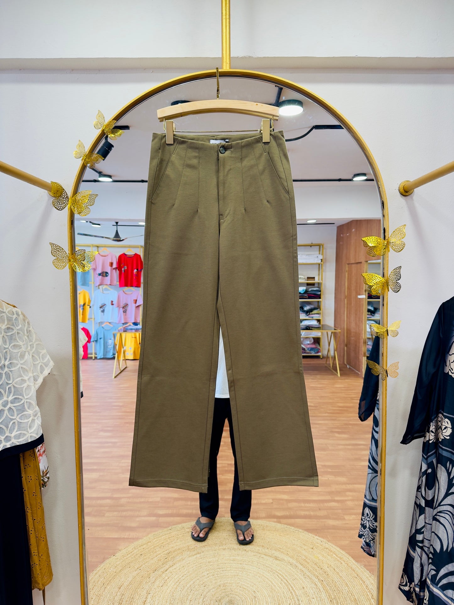 BEST SELLING FORMAL CUM COMFIRTABLE IMPORTED PANT