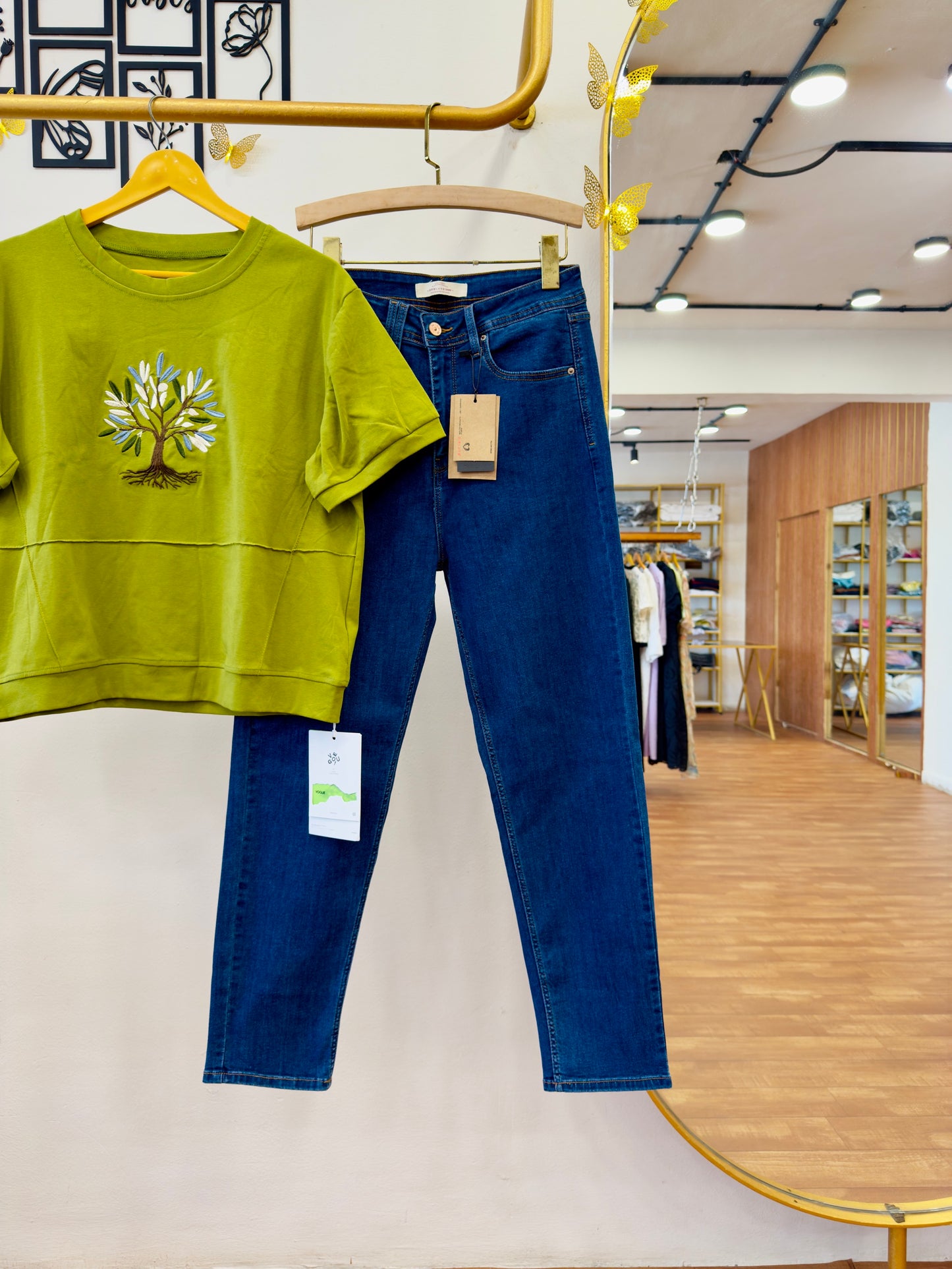 Tree Embroidery Tshirt With Mom Fit Dblues Denim Pant