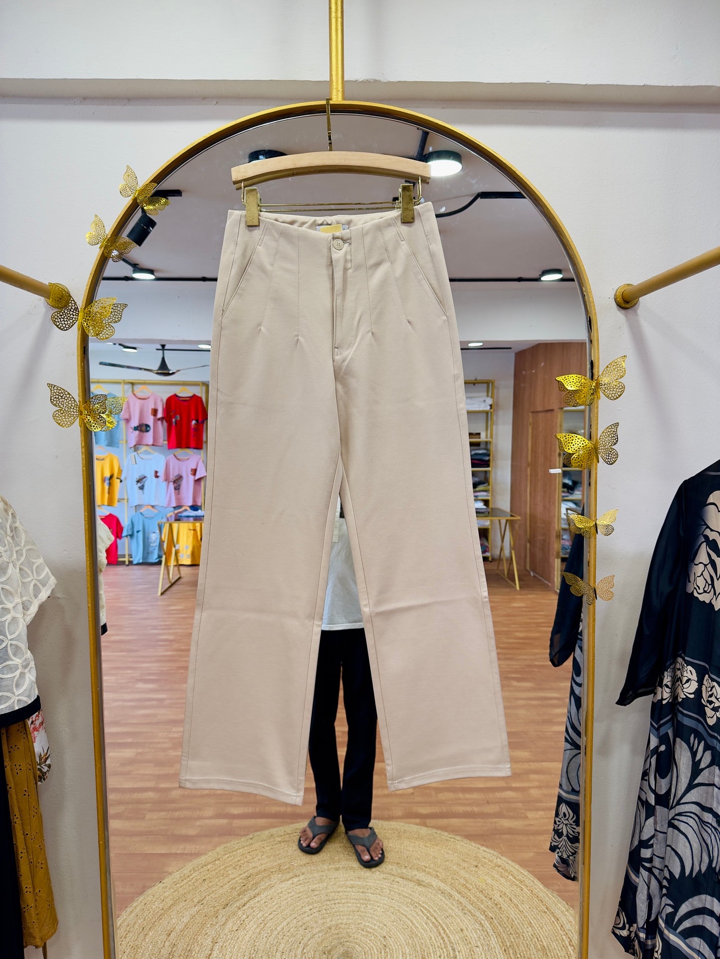 BEST SELLING FORMAL CUM COMFIRTABLE IMPORTED PANT