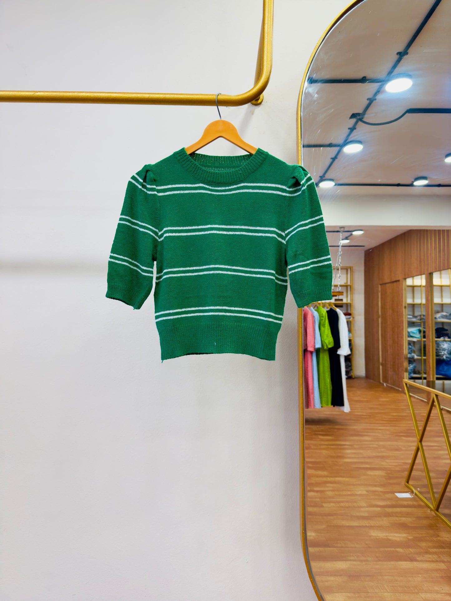 CROTIA CROP TOP