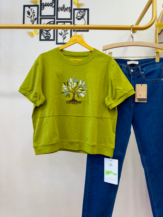 Tree Embroidery Tshirt With Mom Fit Dblues Denim Pant