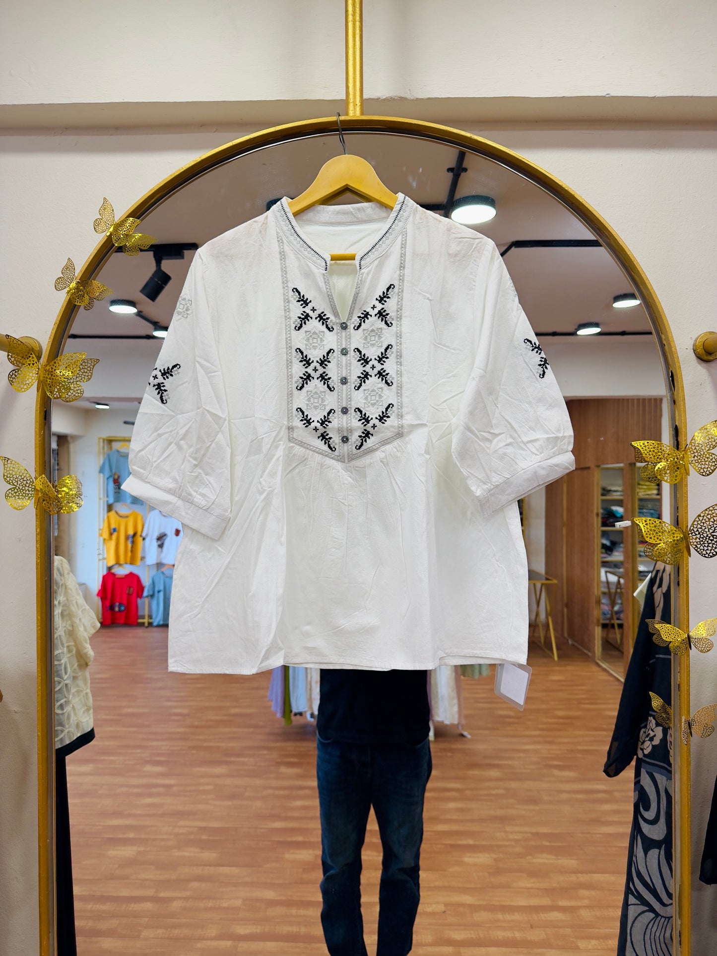 COTTON EMBROIDERY TOP